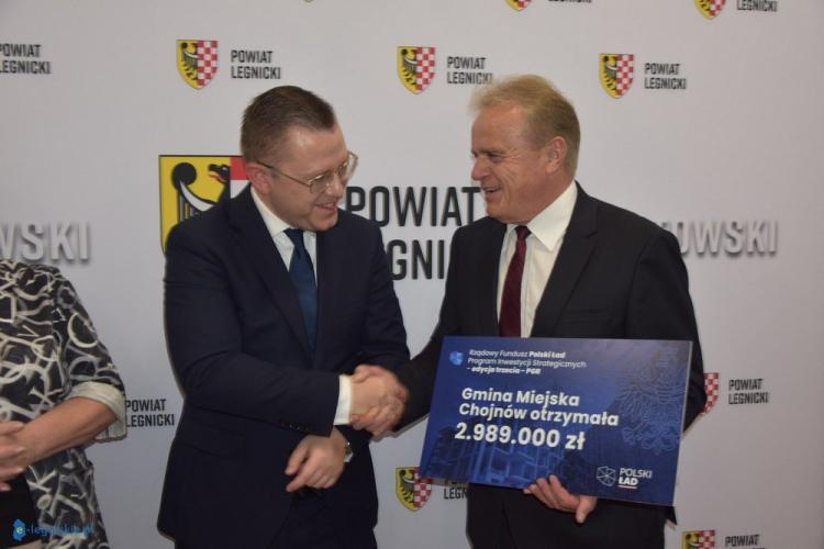 (szerokość: 750 / wysokość: 500)